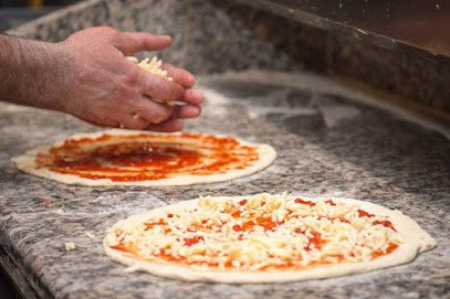 Pizzas à emporter Aigrefeuille-sur-Maine