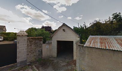 Société de transport routier Quelaines-Saint-Gault
