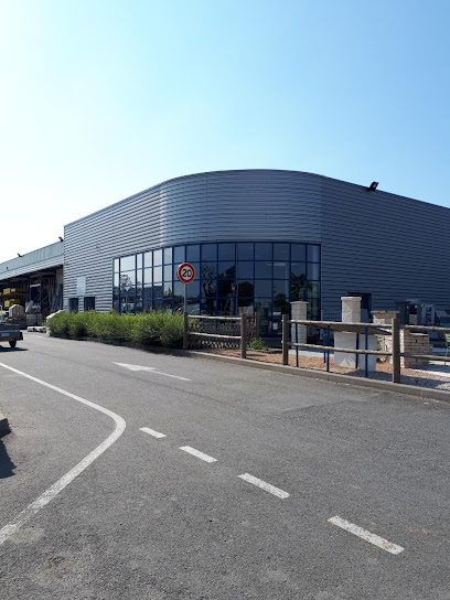 Magasin de materiaux de construction Châtillon-sur-Chalaronne