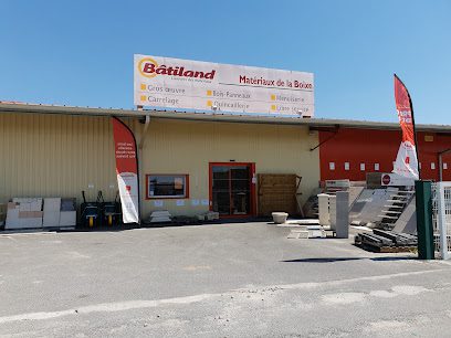 Magasin de materiaux de construction Aigre