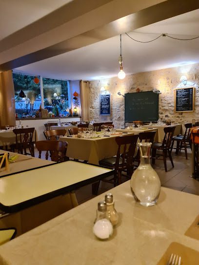 Restaurant Saint-Laurent-de-Céris