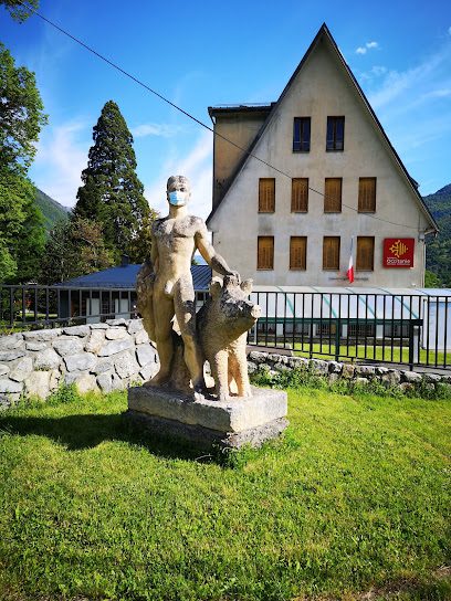 Établissement d'enseignement secondaire Montauban-de-Luchon
