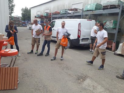 Magasin de materiaux de construction Eauze