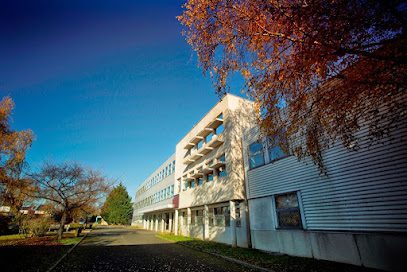 Établissement d'enseignement professionnel Chinon