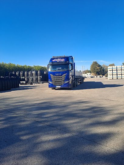Magasin de materiaux de construction Saint-Quentin-la-Poterie